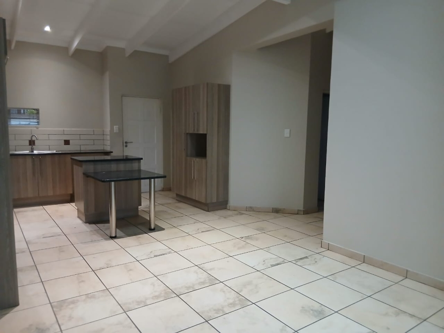 To Let 3 Bedroom Property for Rent in Waterval East North West